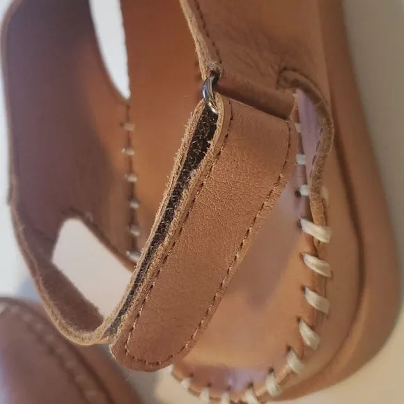 ATHENA PACIFIC Brown LEATHER CRISSCROSS FRONT COMFORT SANDALS Sz. 39