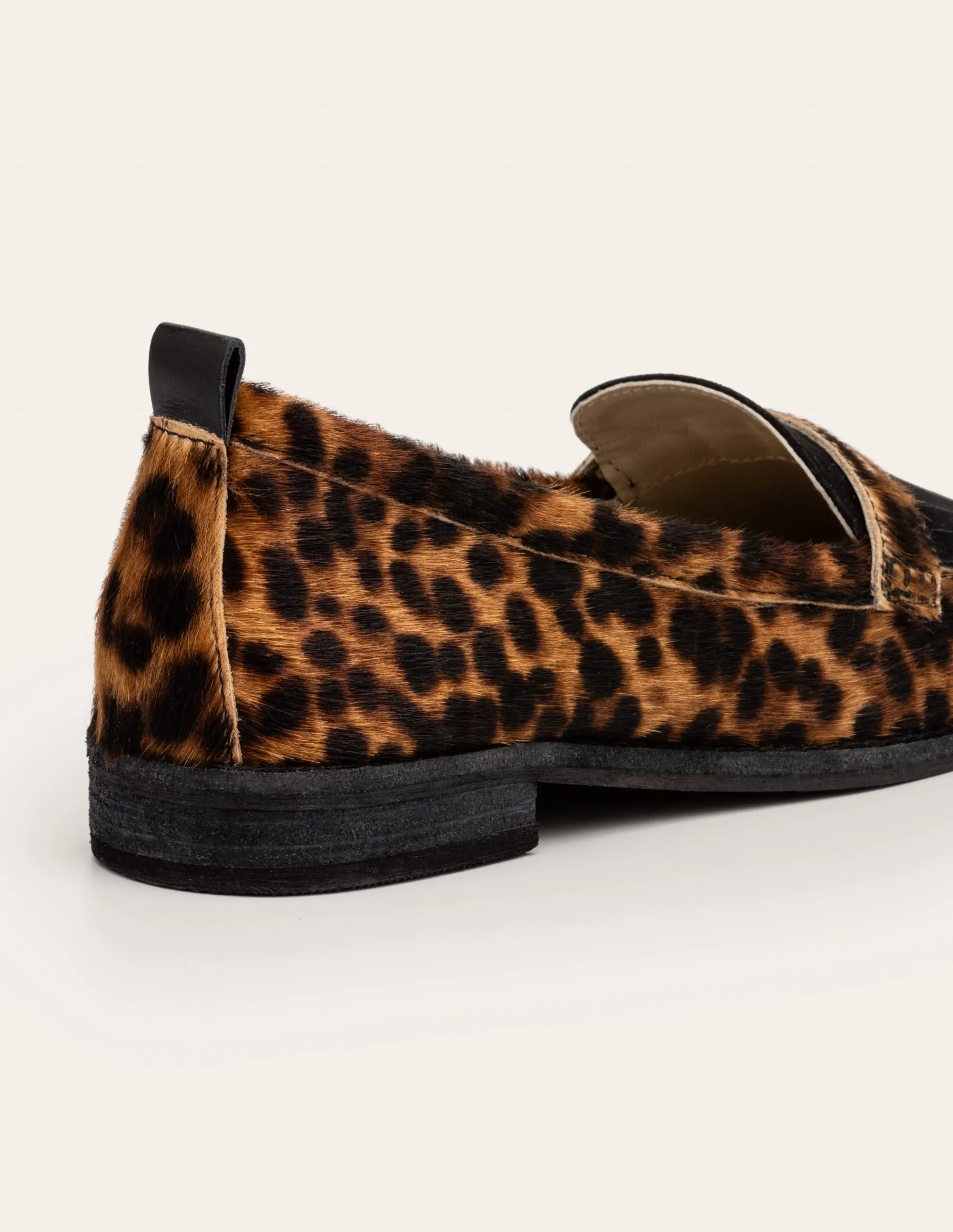 Aubrey Loafer mit flexibler Sohle-Hellbraun, Leopardenmuster/Schwarz
