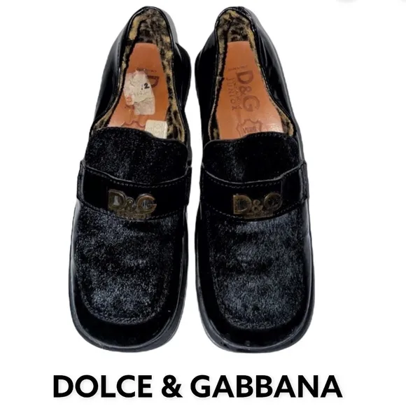 Authentic Dolce &amp; Gabbana little girls signature black patent leather loafers 12
