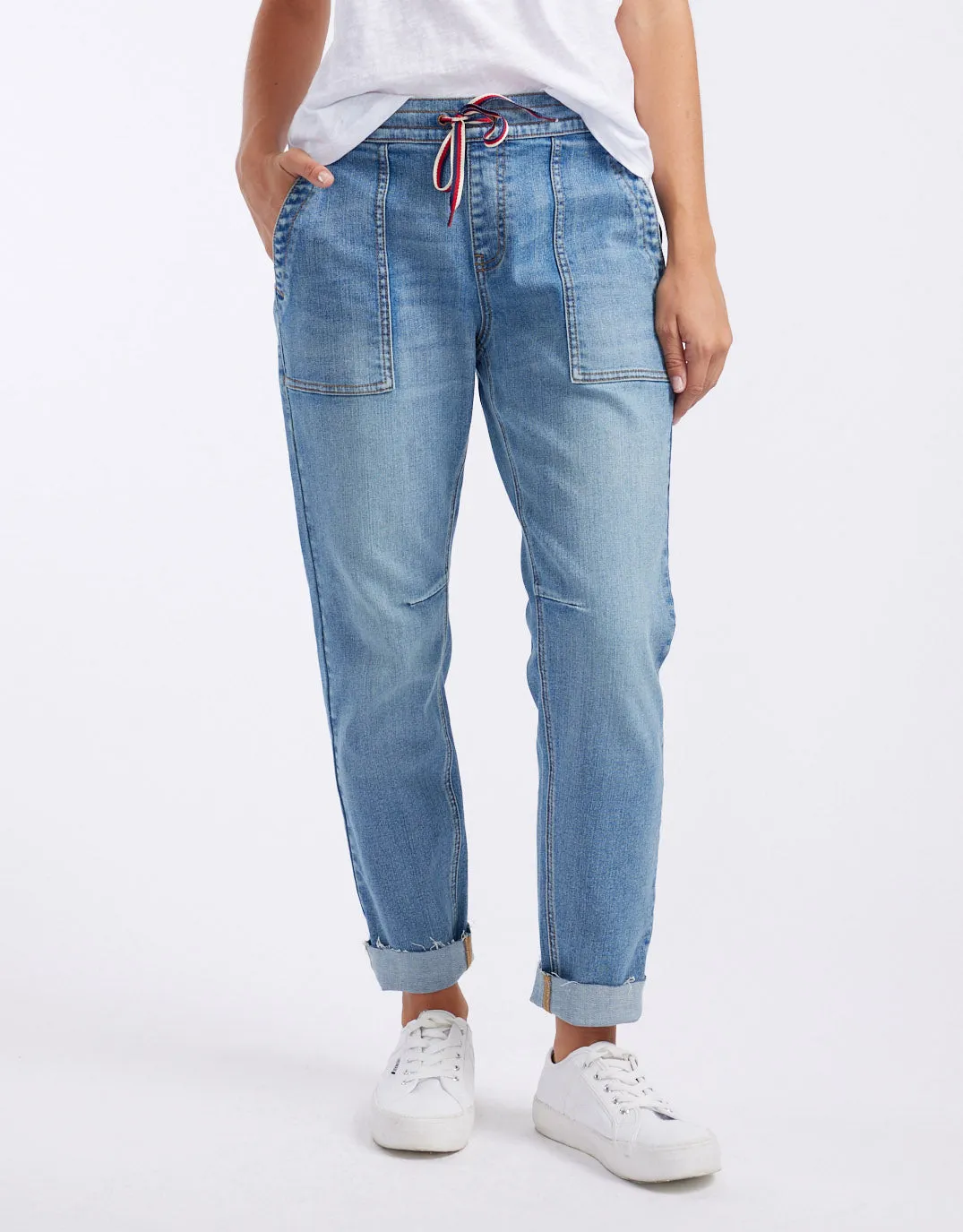Cara Raw Hem Denim Jogger - Mid Wash