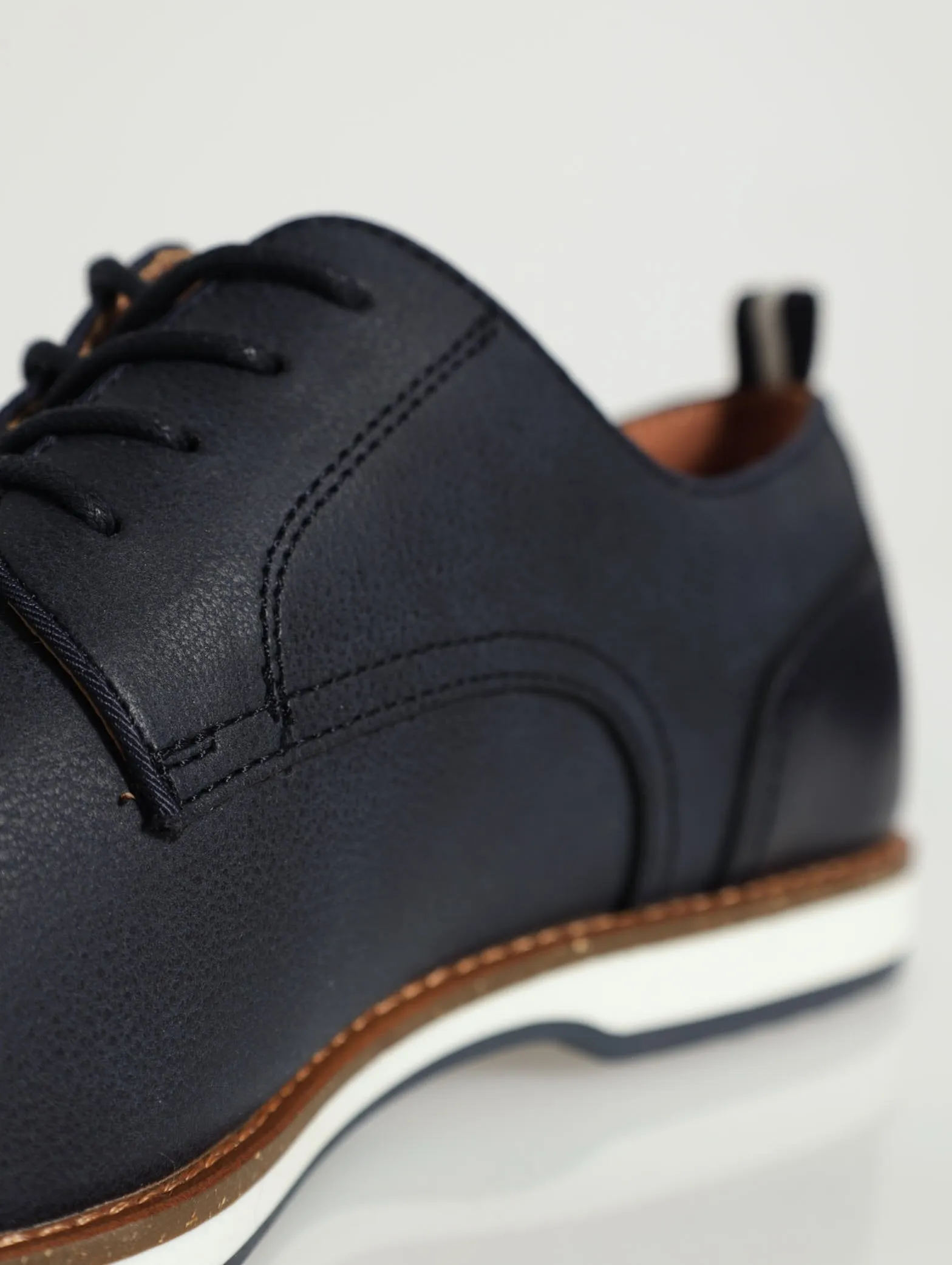 Castelo Toe Cap Lace-Up - Navy