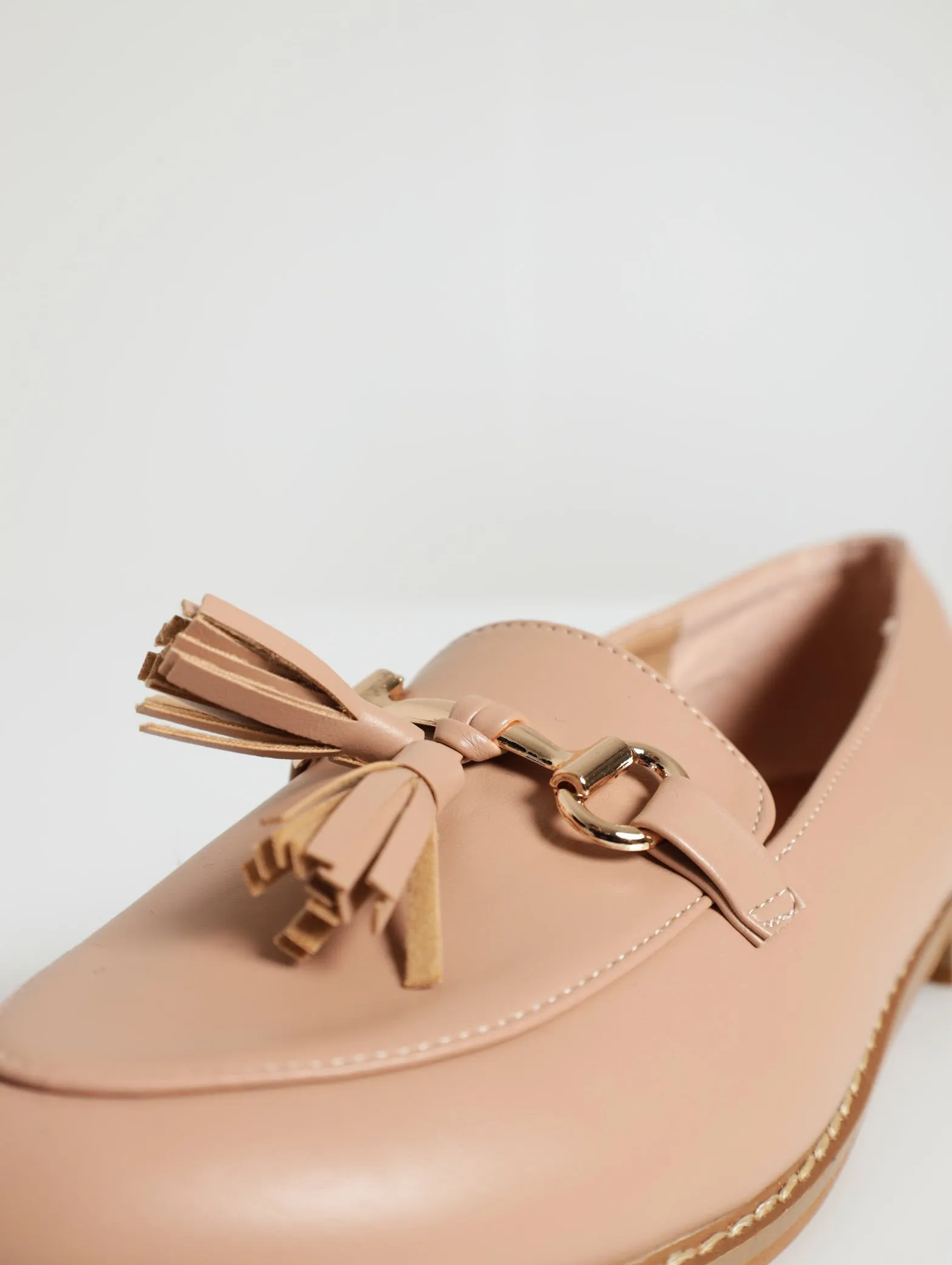 D-Ring Metal Bar With Tassel Loafer - Blush