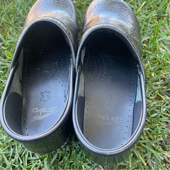 Dansko Women's Mules in Metallic Brown