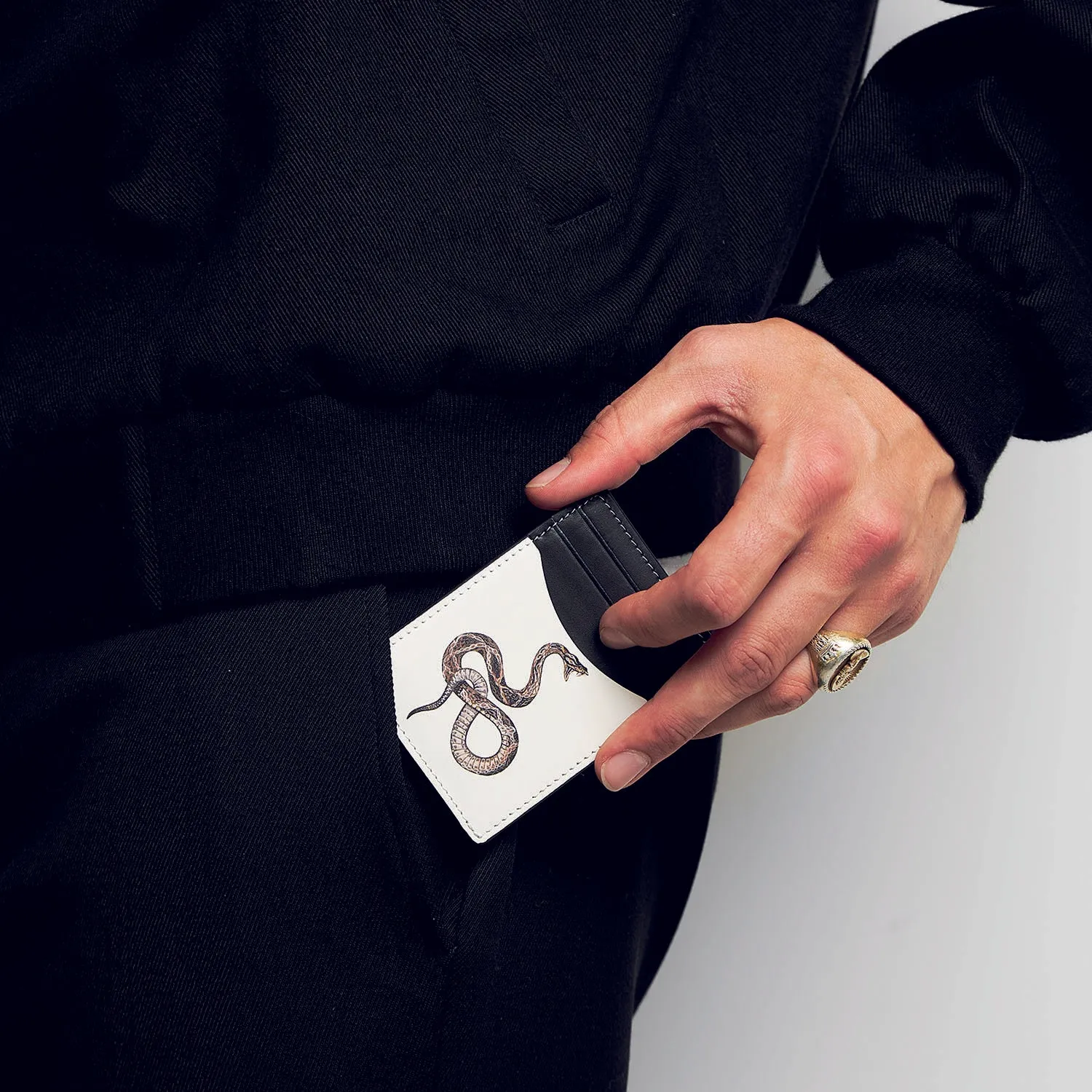 Dean Snake Card Holder
