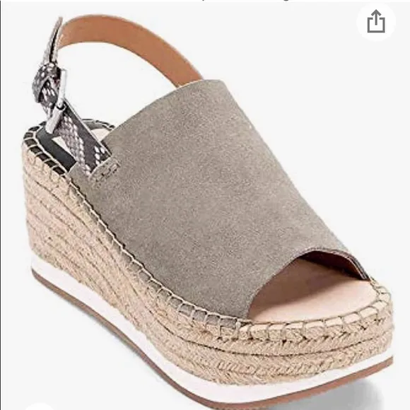 Dolce vita sandals