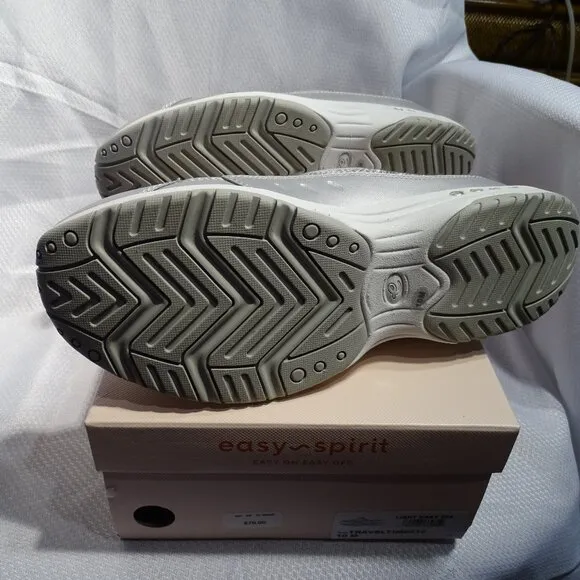 Easy Spirit Travel Time Slip on Mule Gray Silver Sparkle Snake Pattern Size 10m