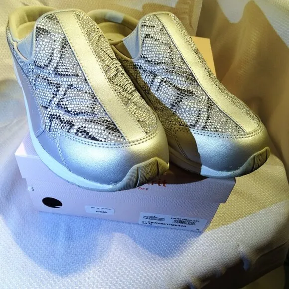 Easy Spirit Travel Time Slip on Mule Gray Silver Sparkle Snake Pattern Size 10m