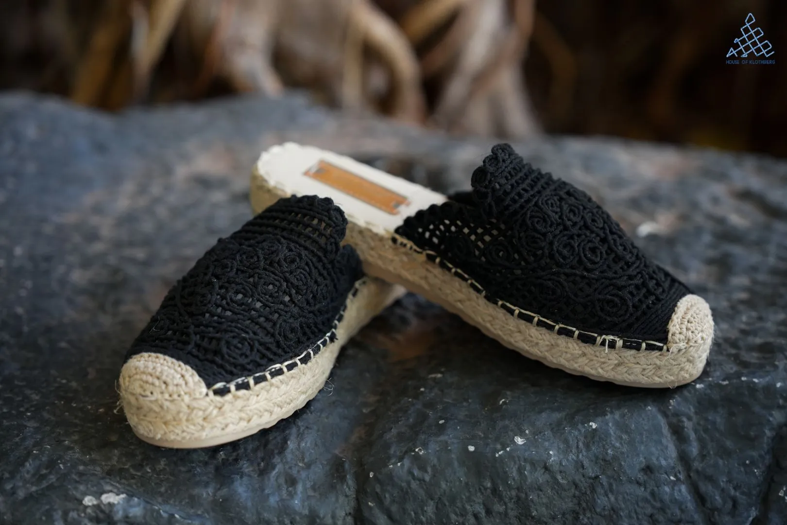 EcoChic Hakoba Mules – Black