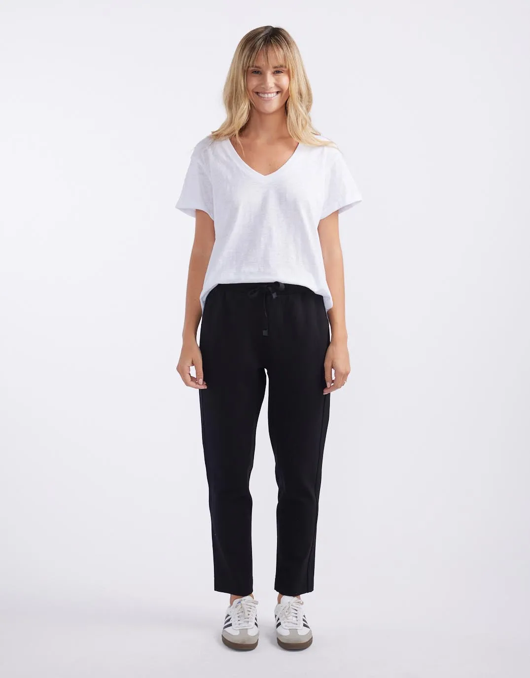 Everyday Ponte Jogger - Black On Black
