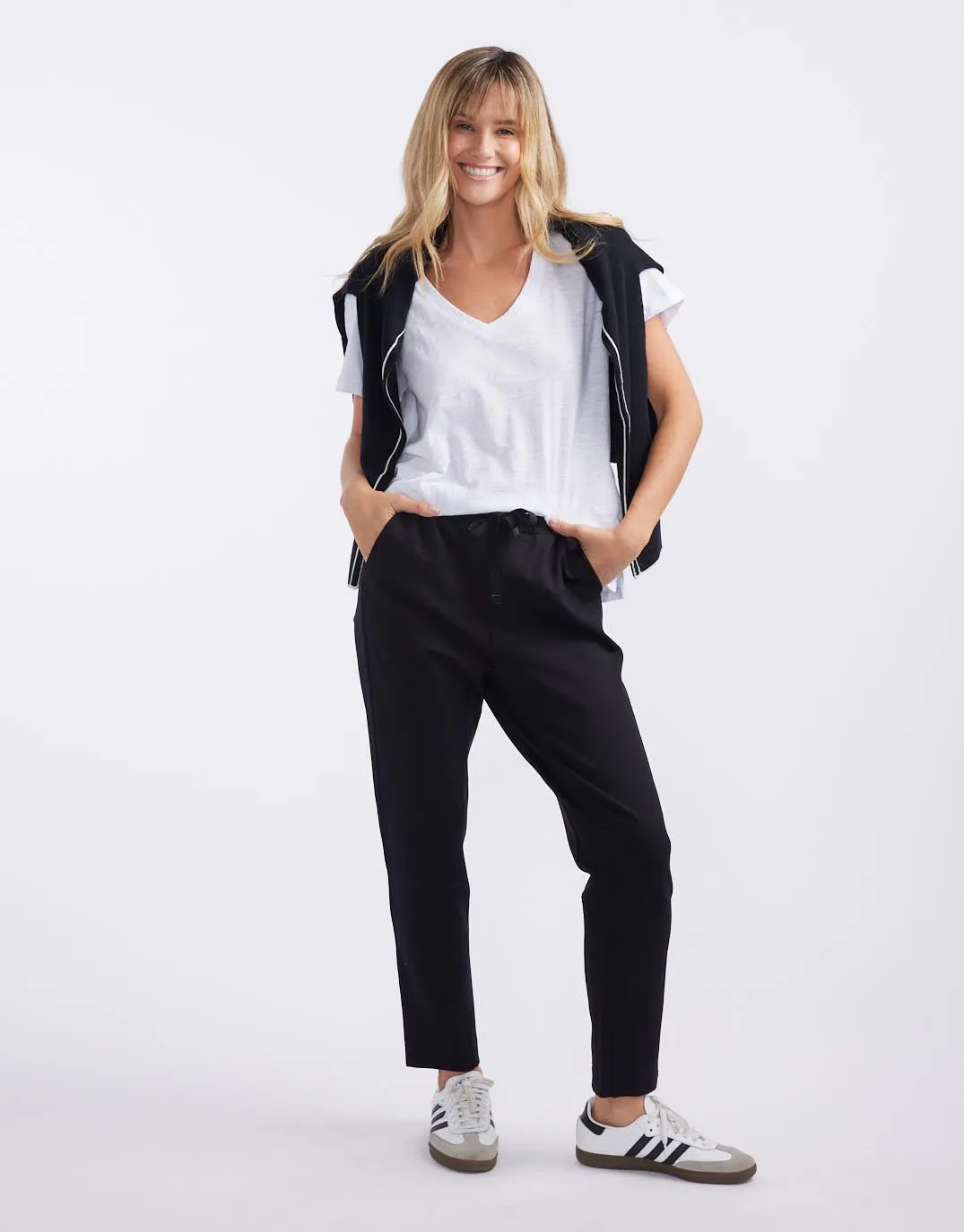 Everyday Ponte Jogger - Black On Black