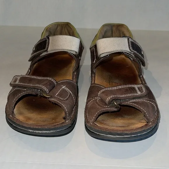 Finn Comfort Brown And Green Samara Walking Sandals