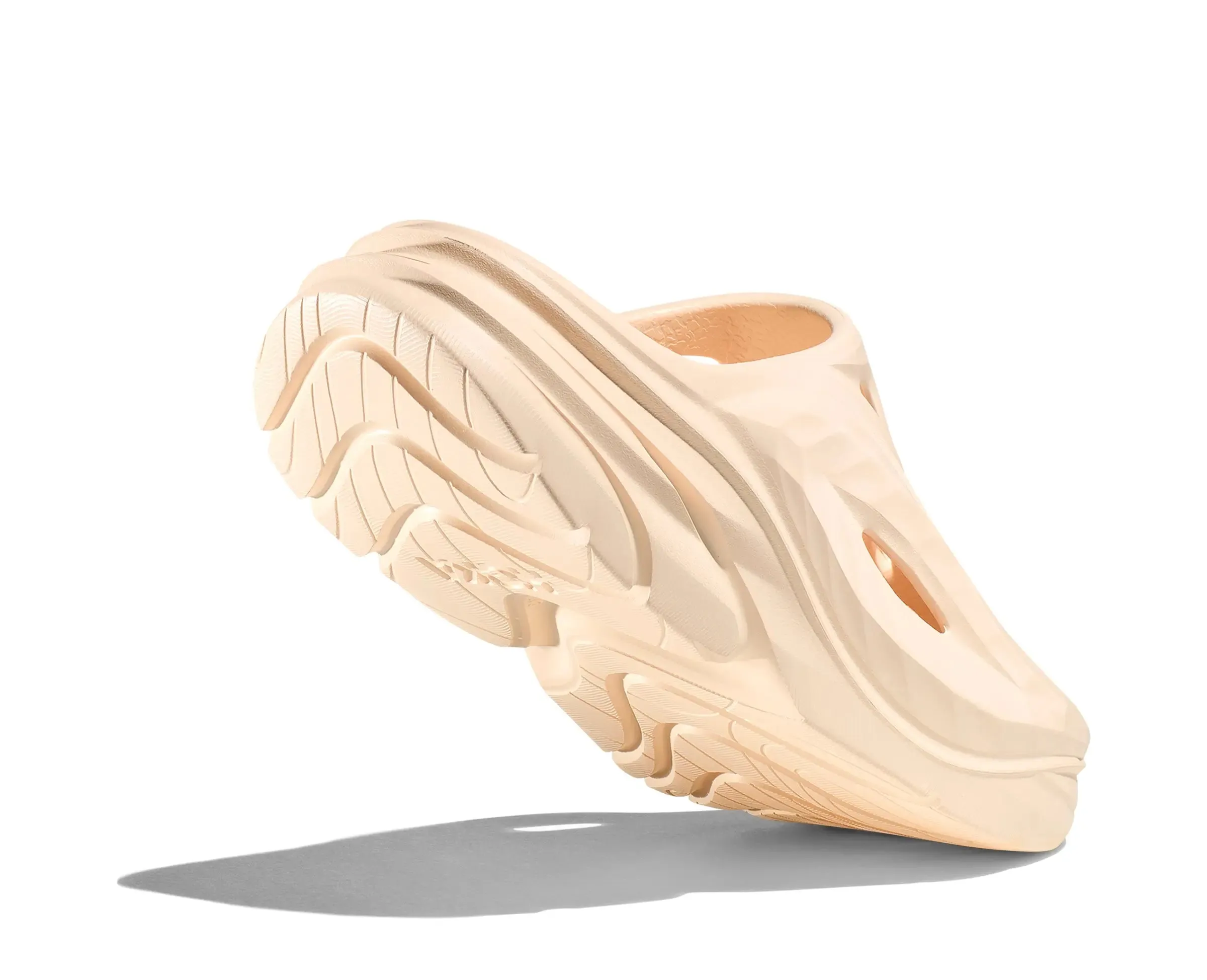 Hoka Ora Recovery Mule – Comfort Meets Modern Design