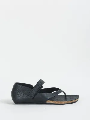 jelena sandal black