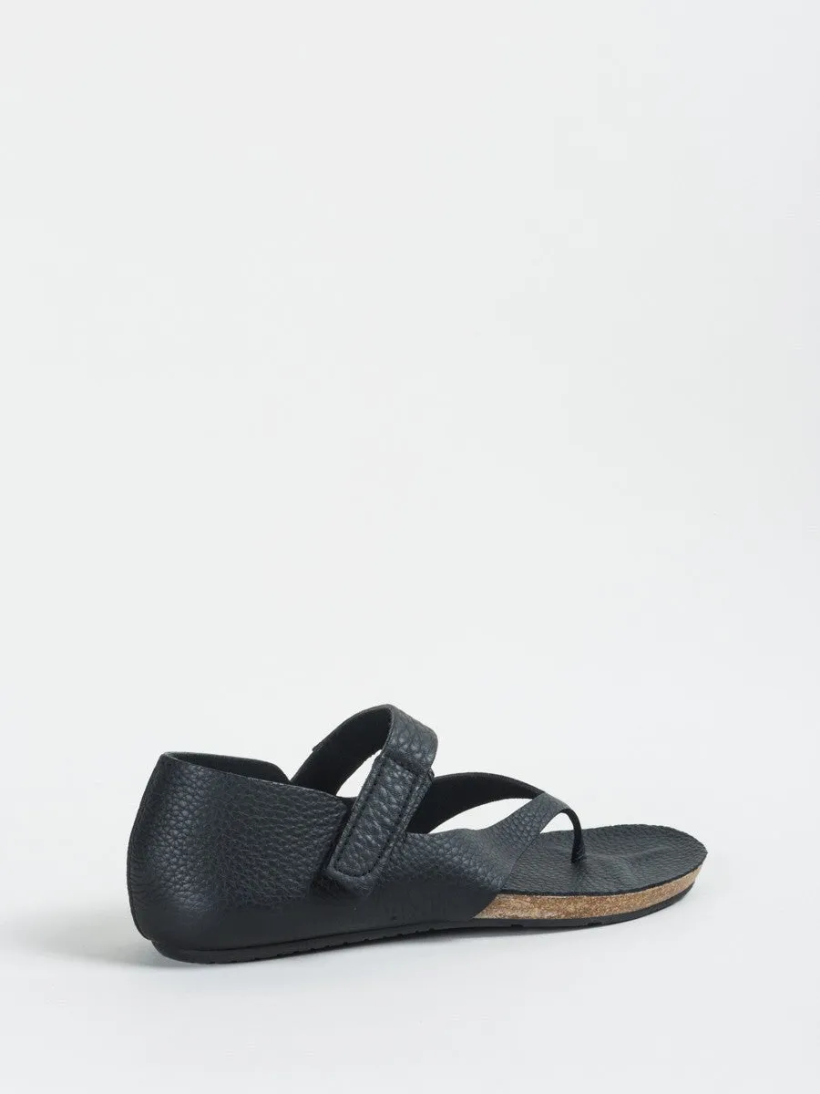 jelena sandal black