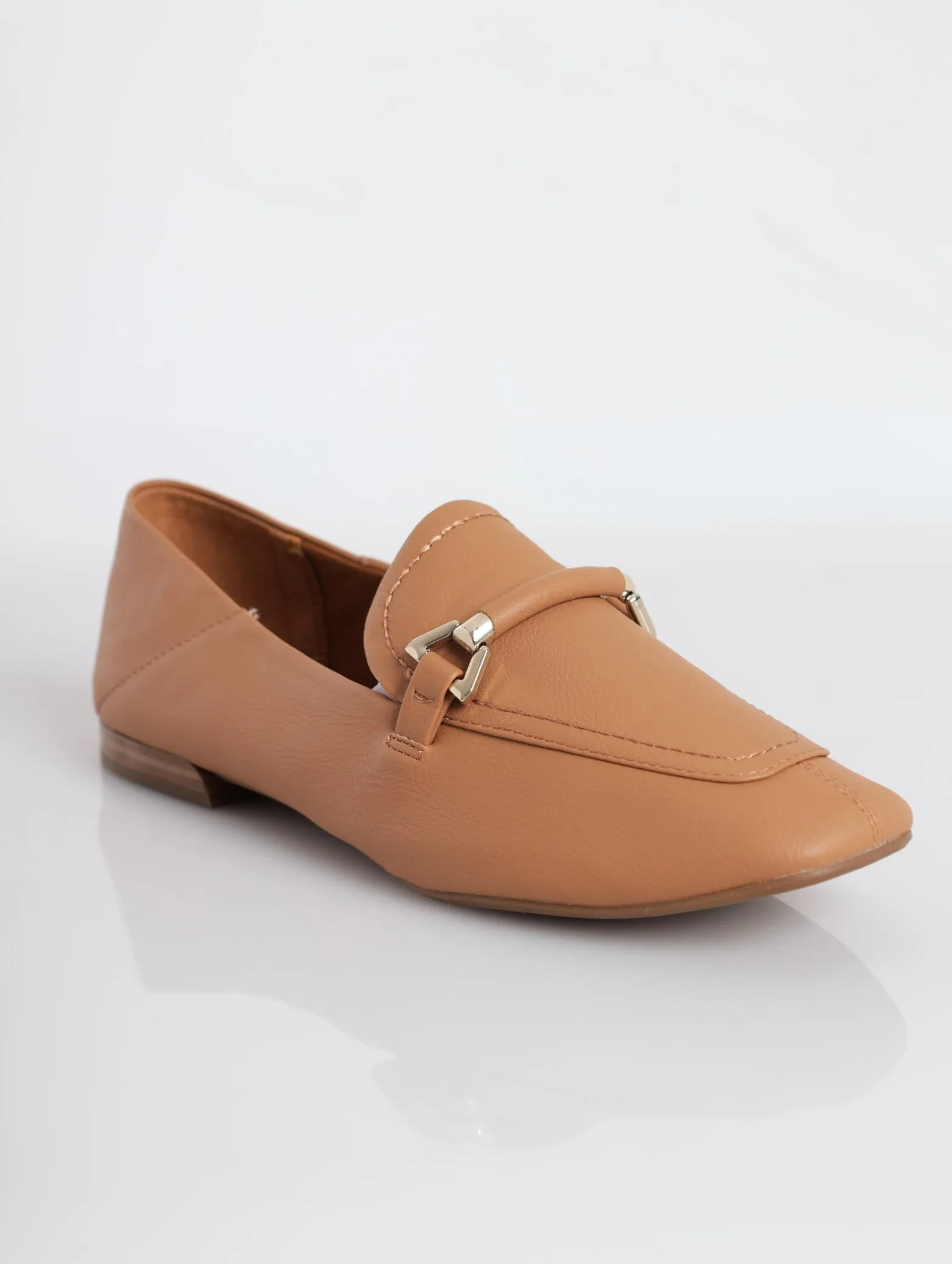 Ladies Hadleyy Buckle Detail Loafer - Beige