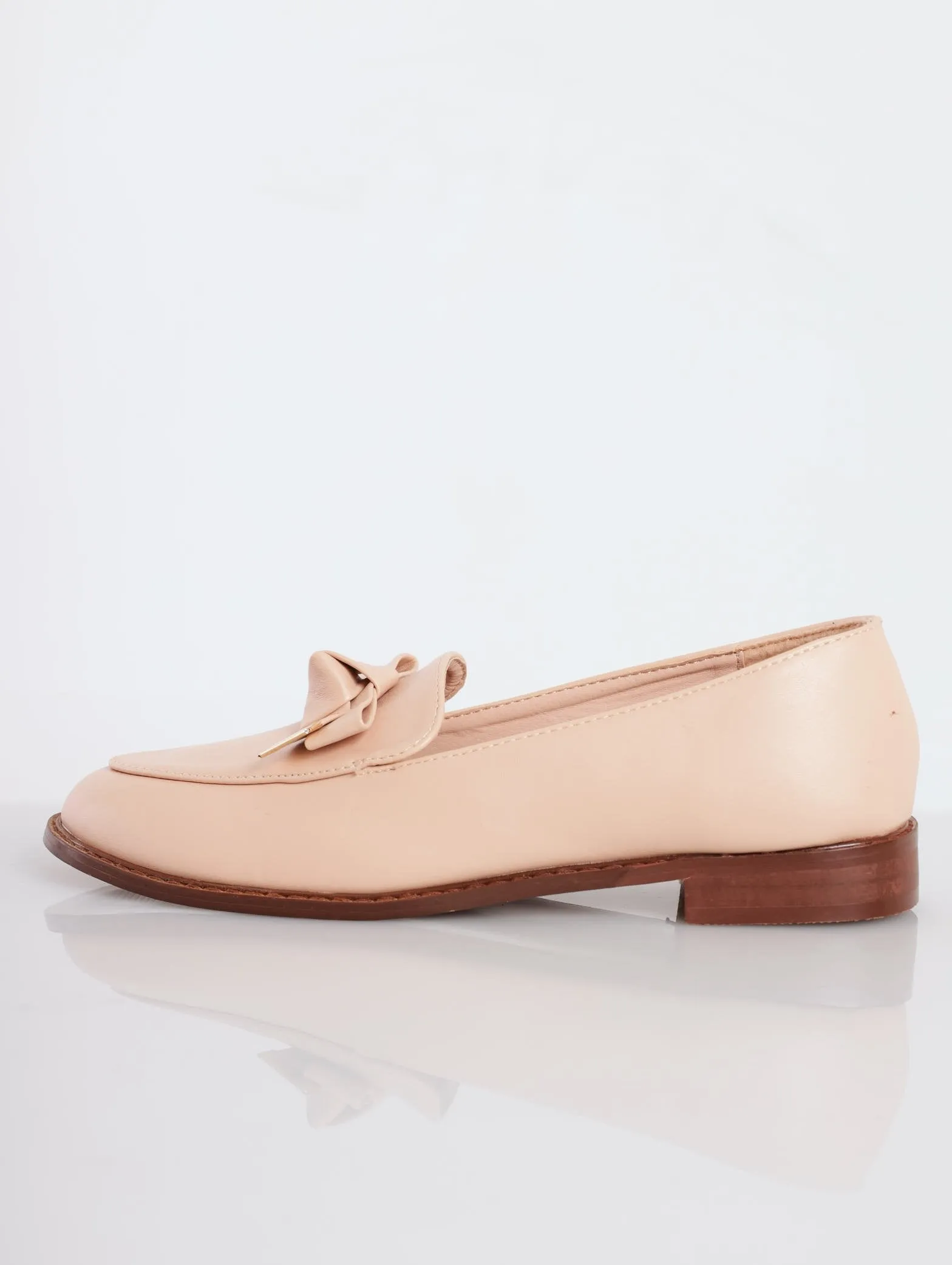 Ladies Loafer With Metal Ends Bow - Blush