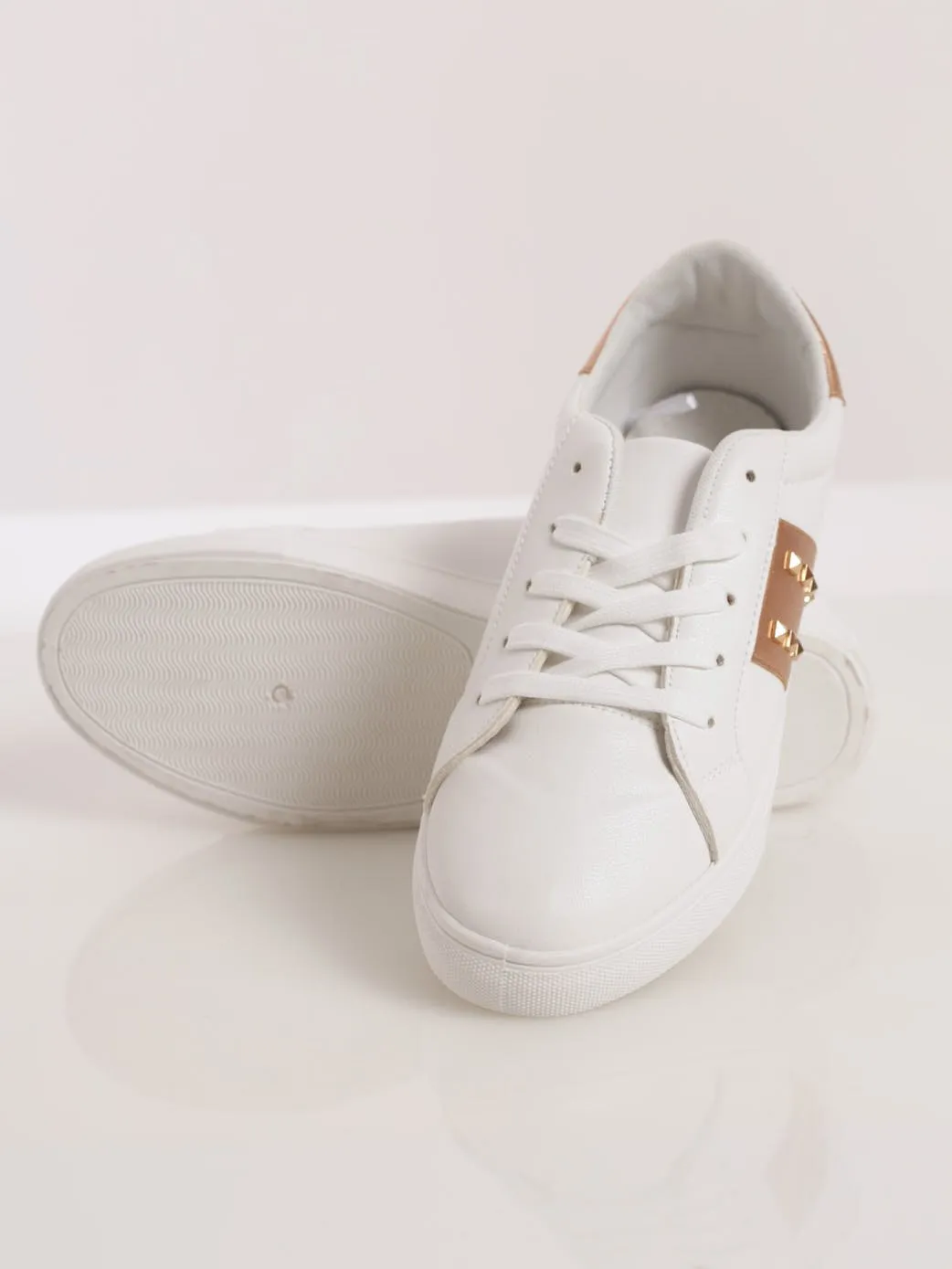Ladies Metallic Insert With Pyramid Studs Lace-Up Sneaker - White