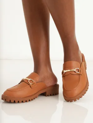 Ladies Push-In Chunky Loafer With Metal Bar - Tan