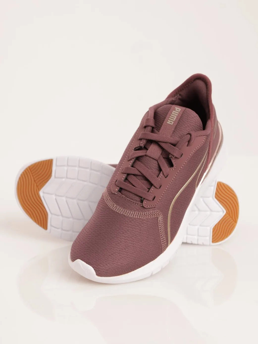 Ladies Remedie Metallic Sneaker - Plum