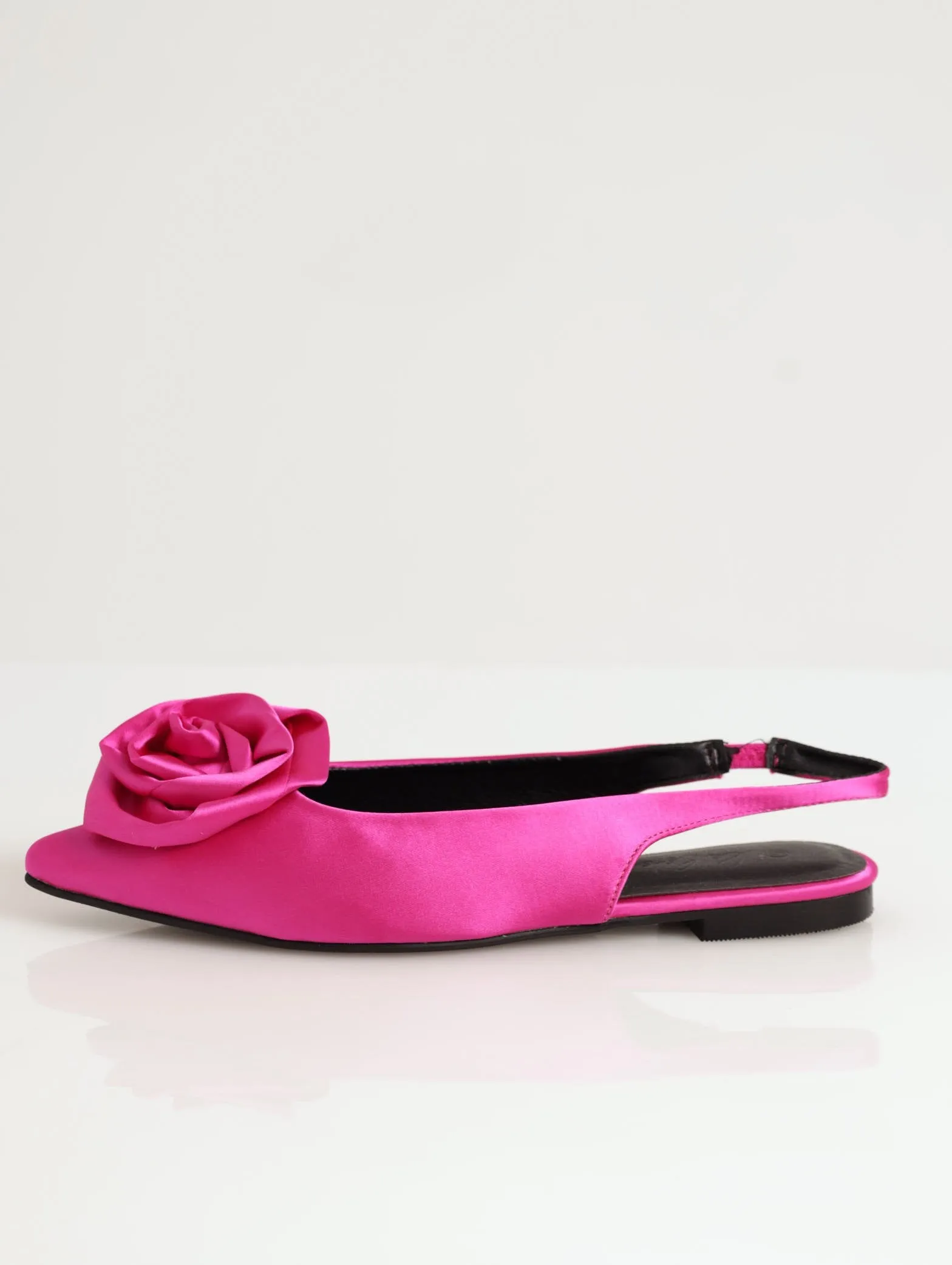 Ladies Rose Trim Pointy Slingback Shoe - Cerise