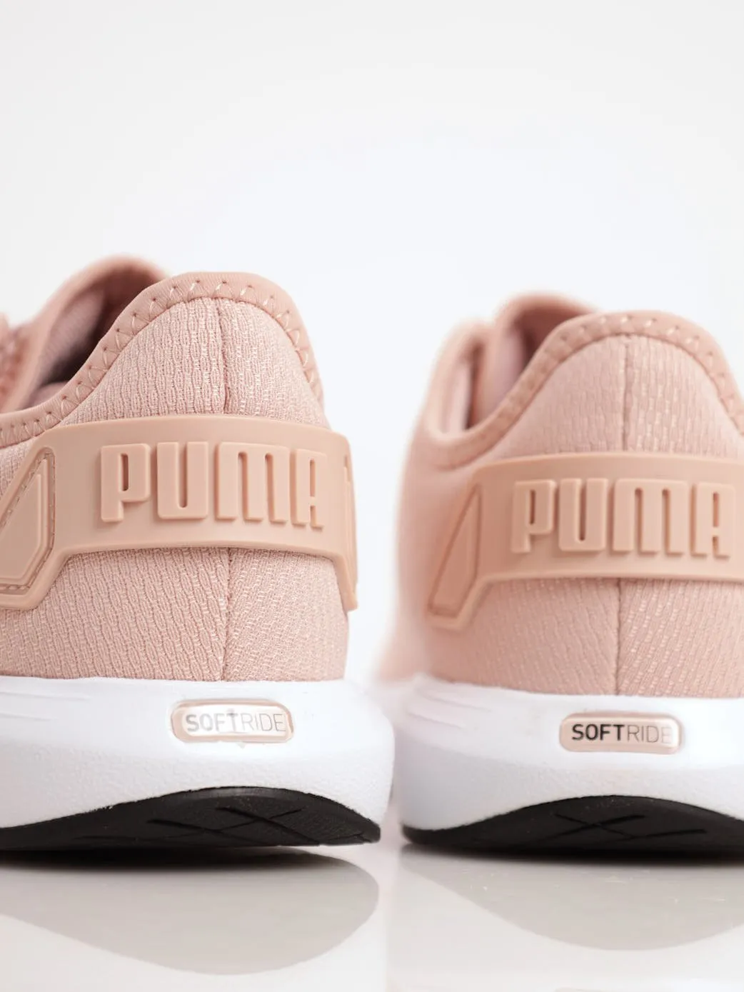 Ladies Softride Cruise Sneaker - Rose