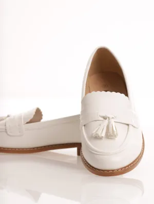 Ladies Tassle Loafer - White