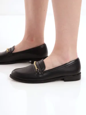 Ladies Twist Chain Loafer - Black