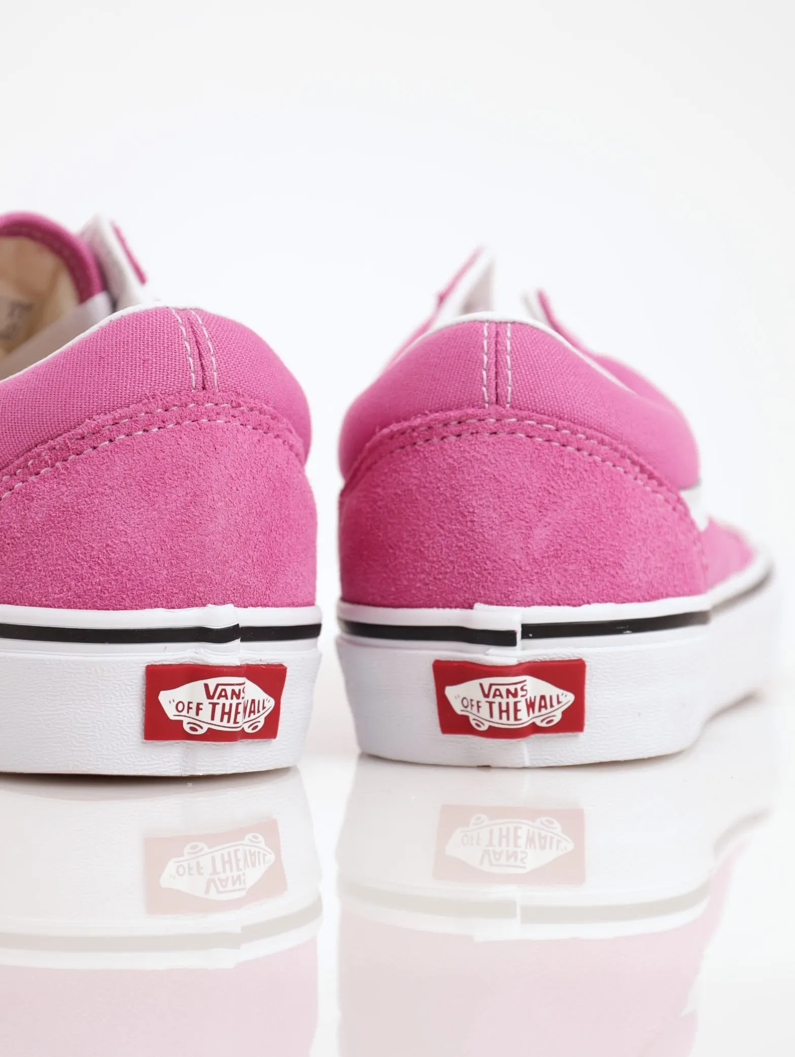 Ladies UA Old Skool Sneaker - Pink