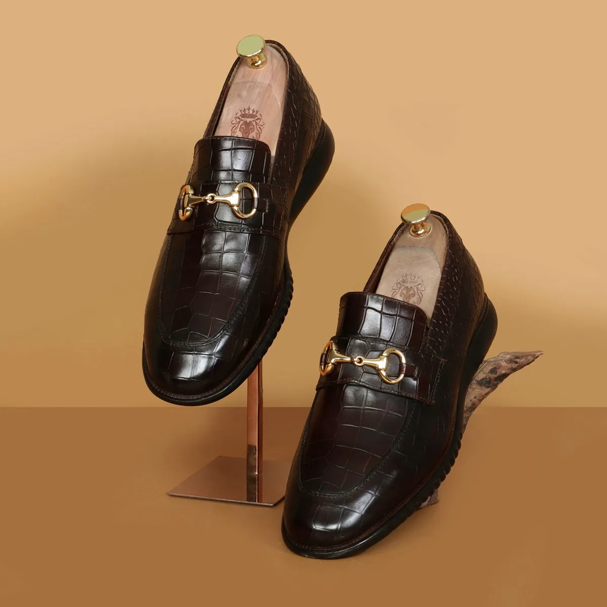 Light-Weight Loafer in Croco Textured Dark Brown Leather