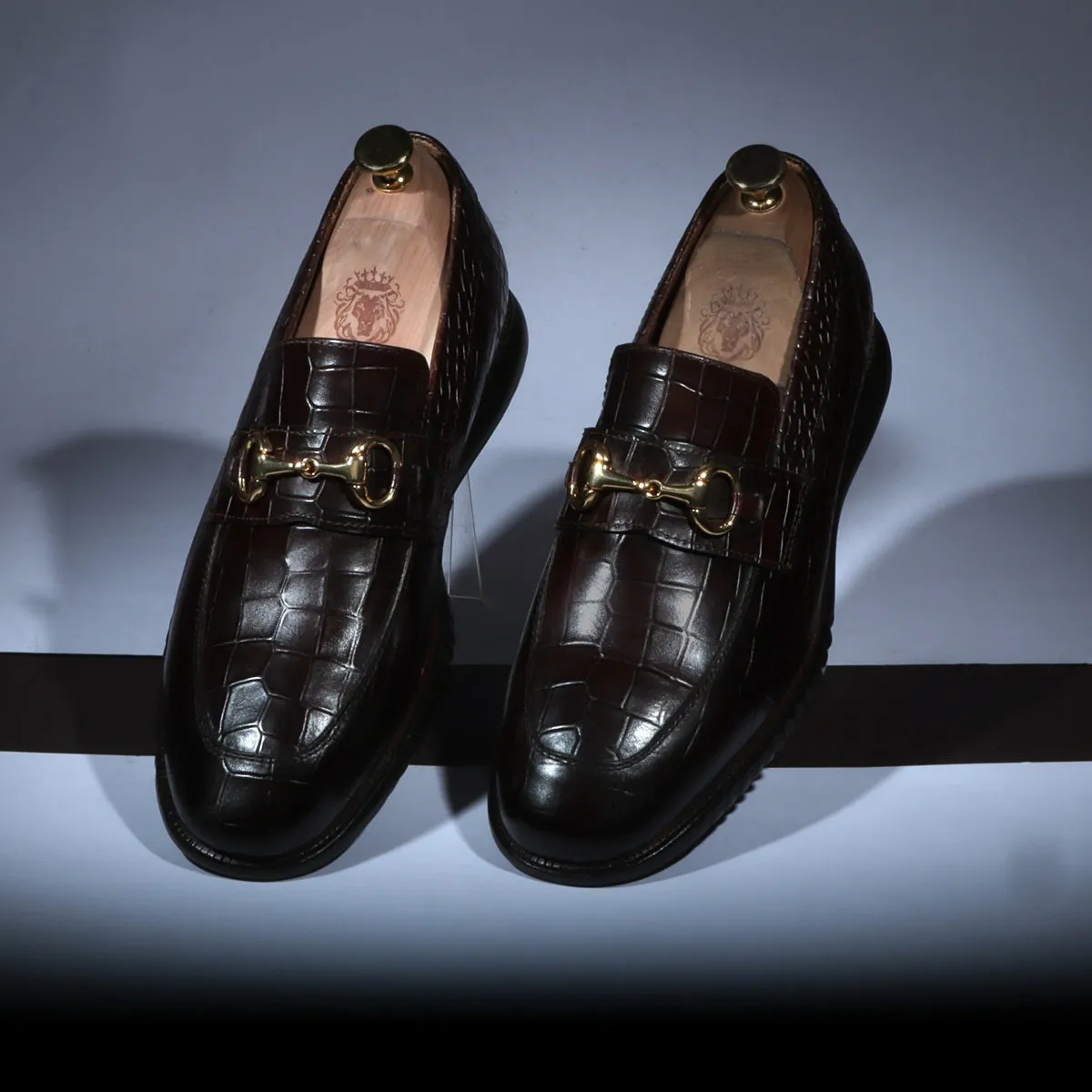 Light-Weight Loafer in Croco Textured Dark Brown Leather