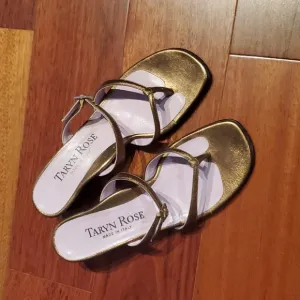 Like New Taryn Rose Gold strappy mules