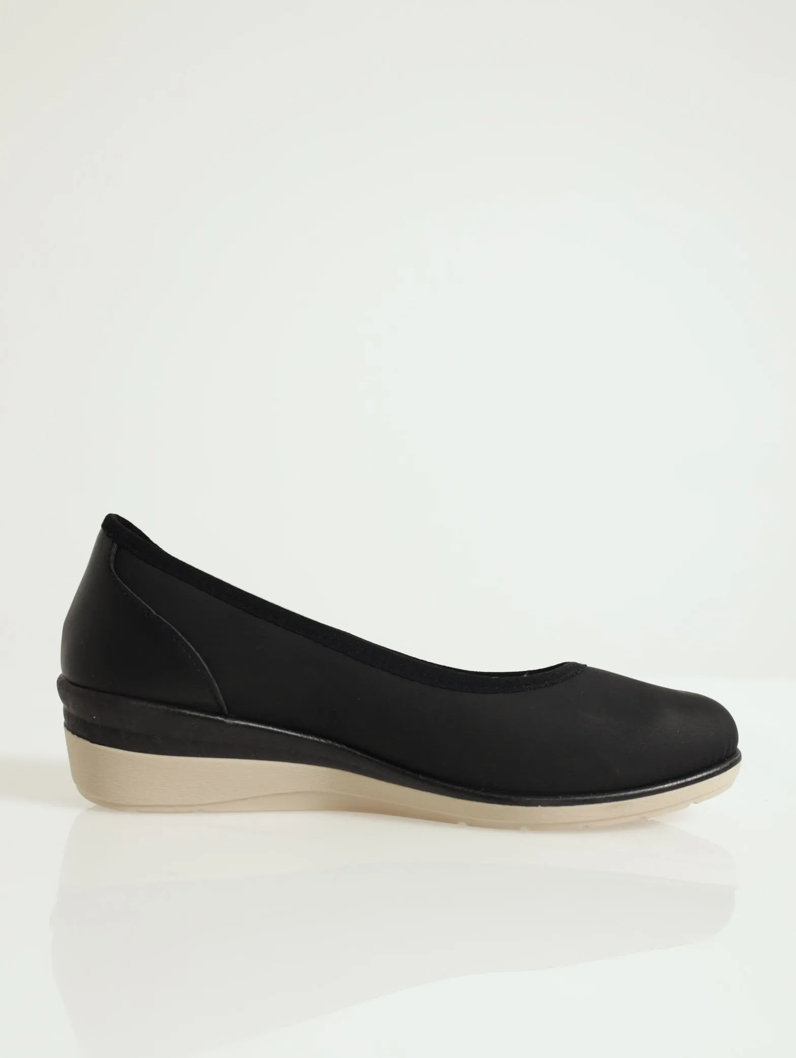 Low Wedge Comfort Pump - Black