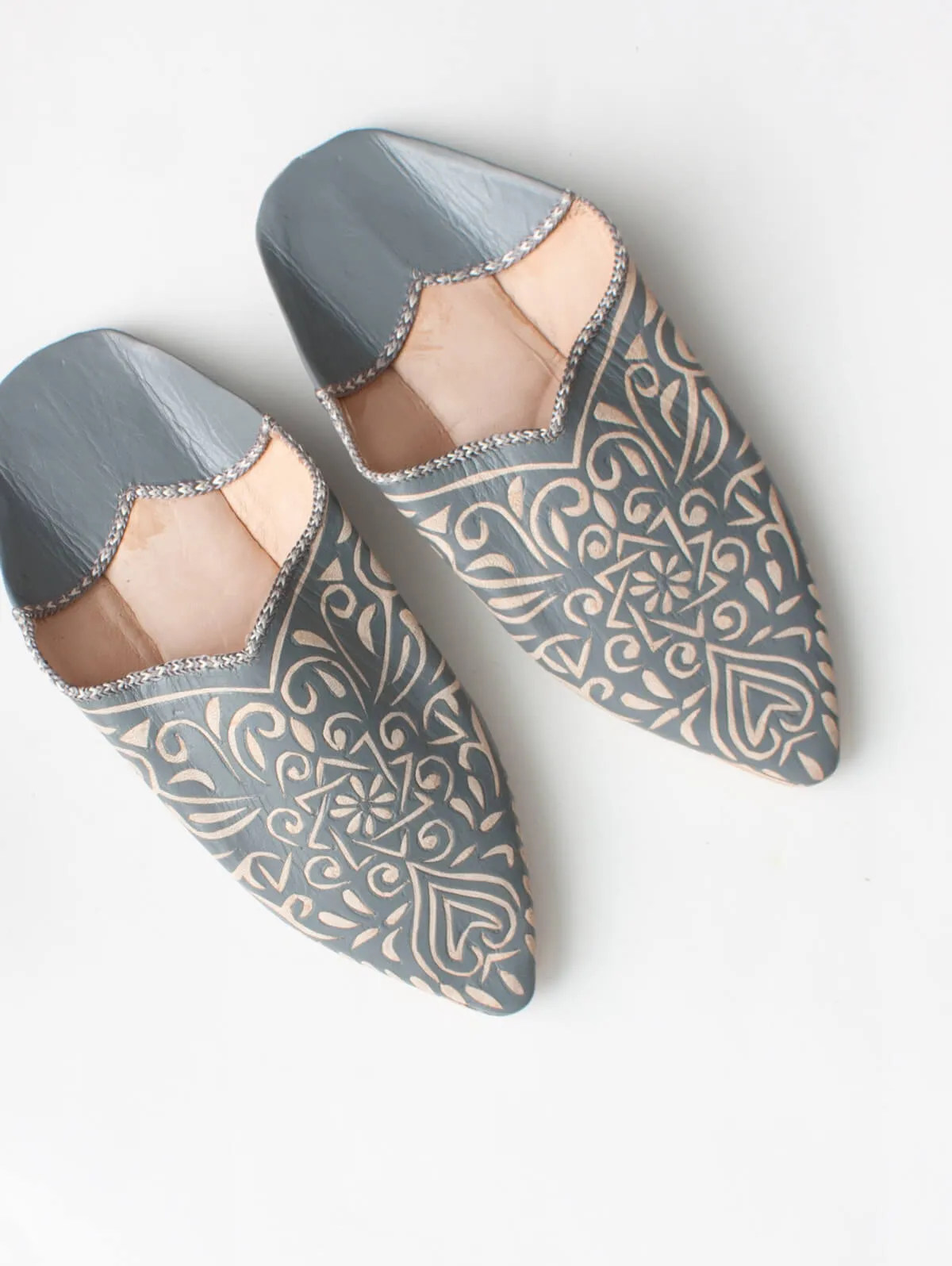 Moroccan Decorative Babouche Slippers, Grey