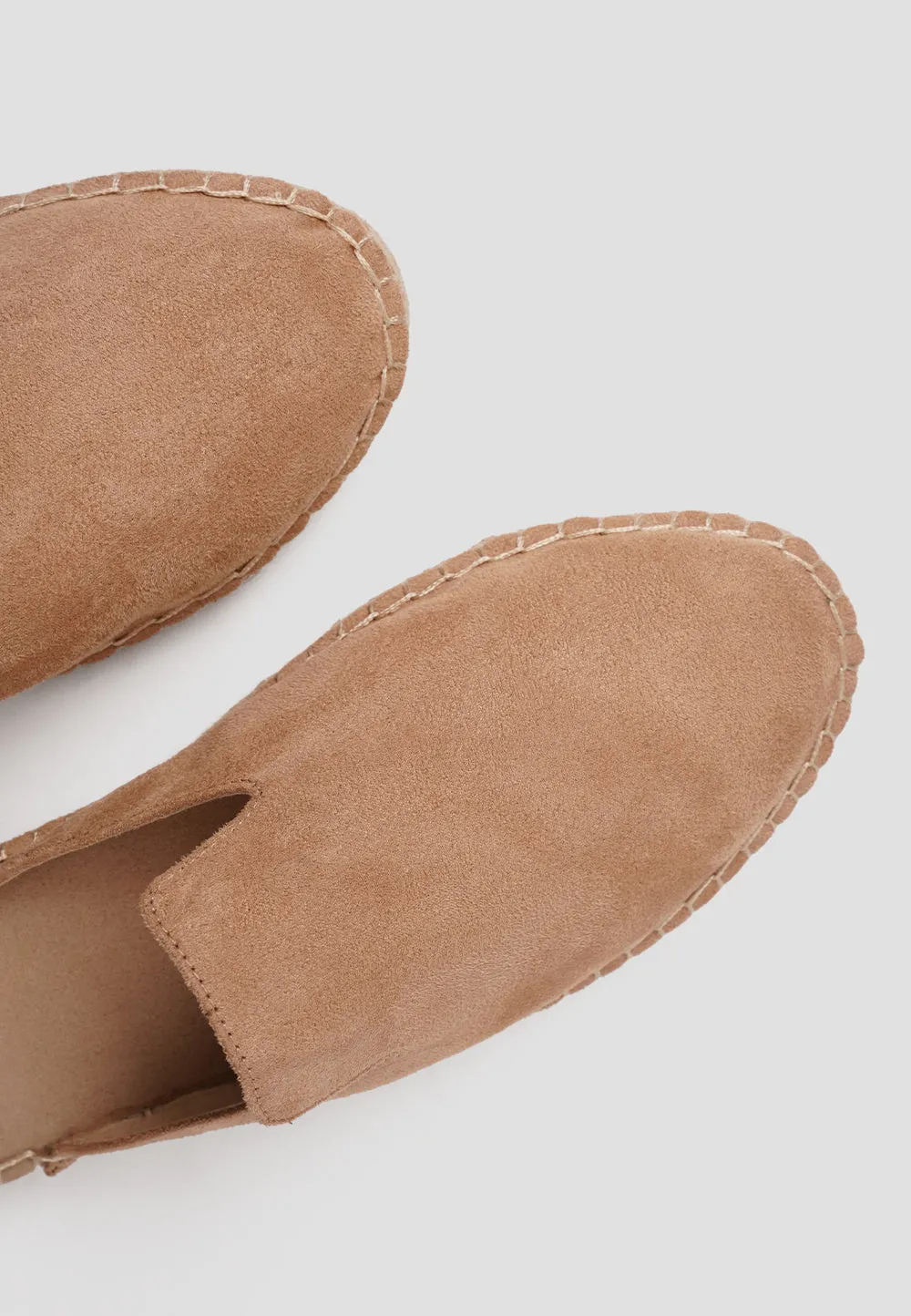 MULE VEGAN SUEDE SAND