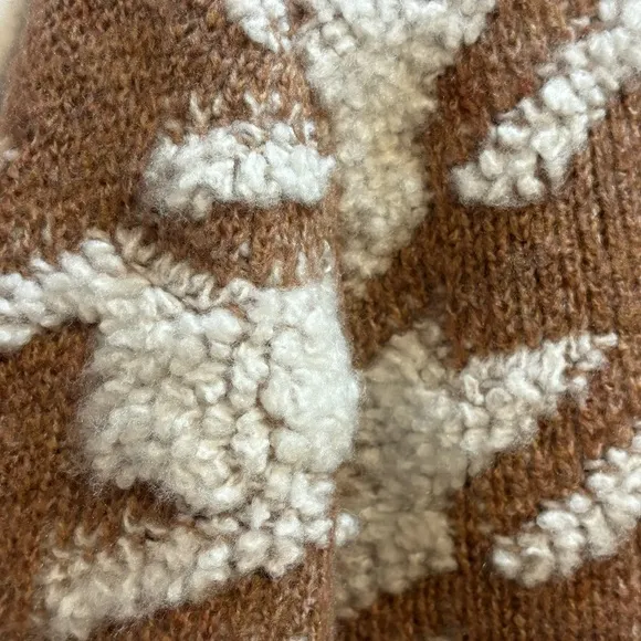 NWT Line &amp; Dot Houndstooth Plush Pullover Sweater Size M