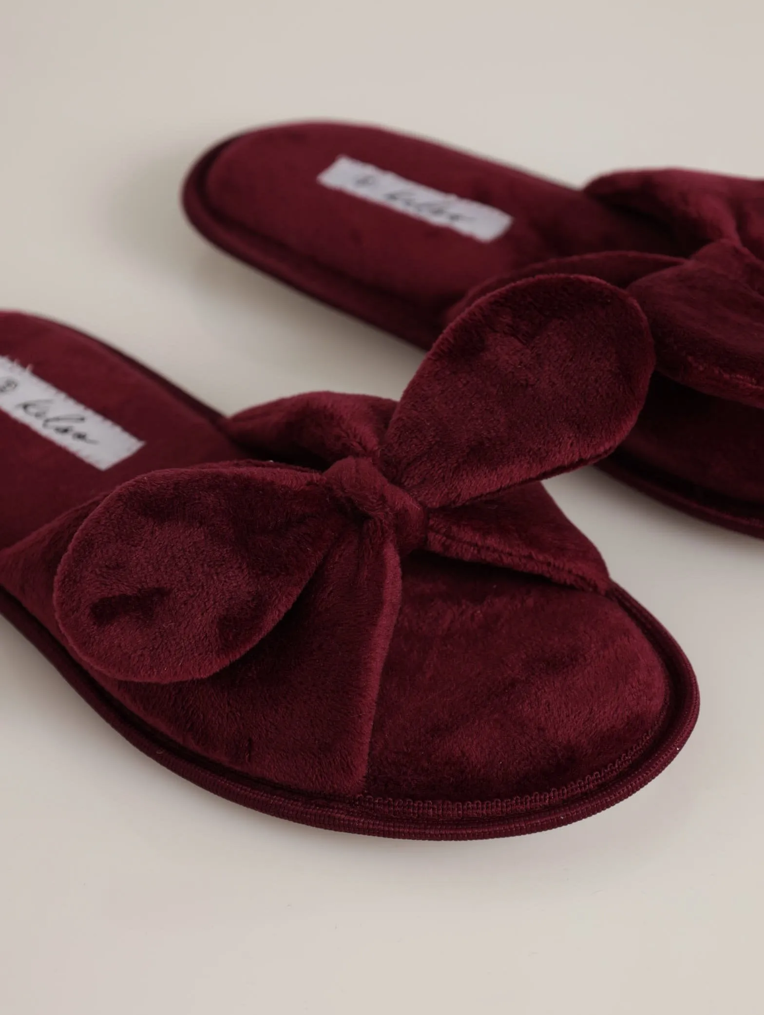 Open Toe Bow Slipper - Burgundy