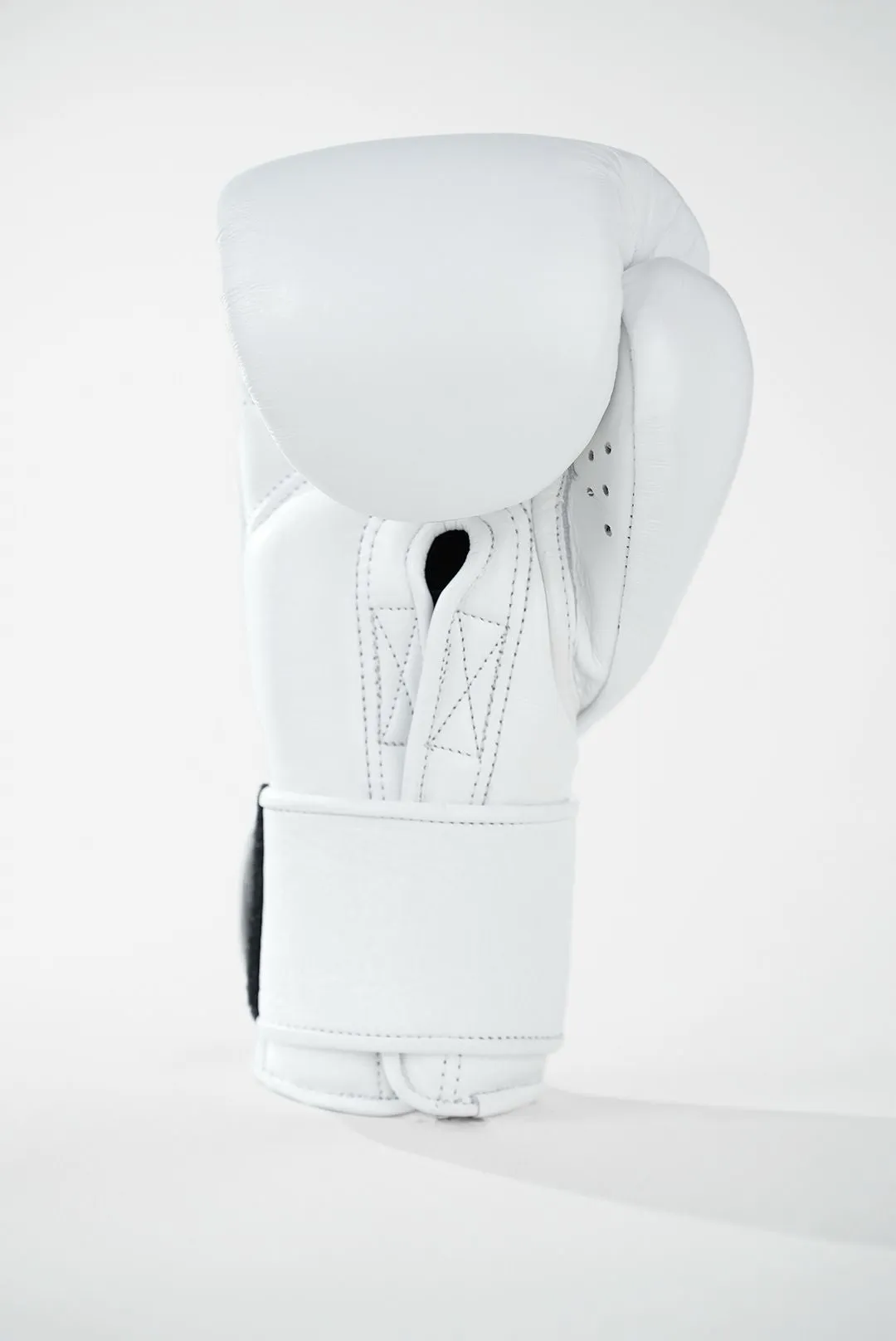 PUG ATHLETIC SP1 PRO VELCRO-WHITE