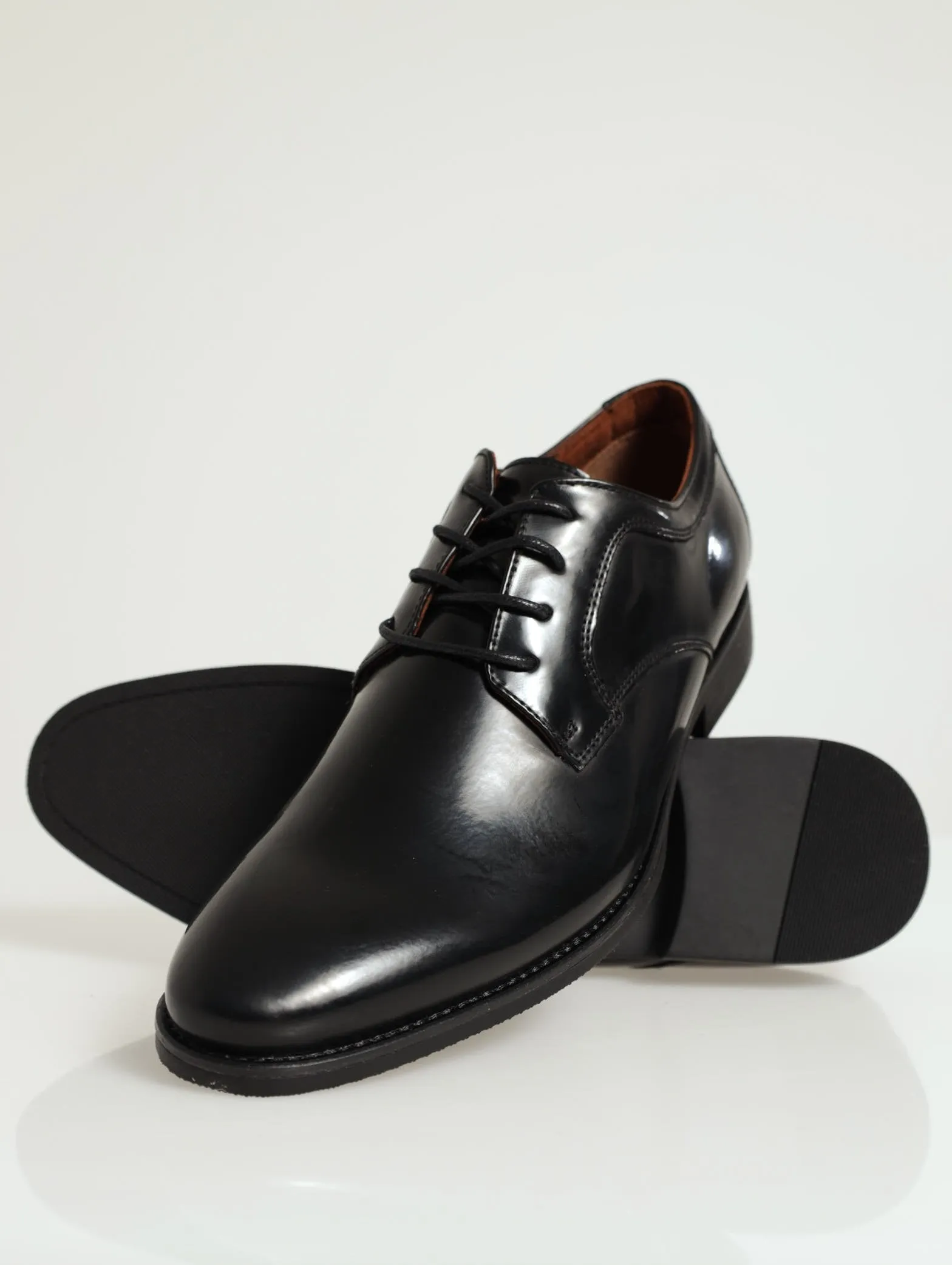 Rippley Shine Lace Up Loafer - Black