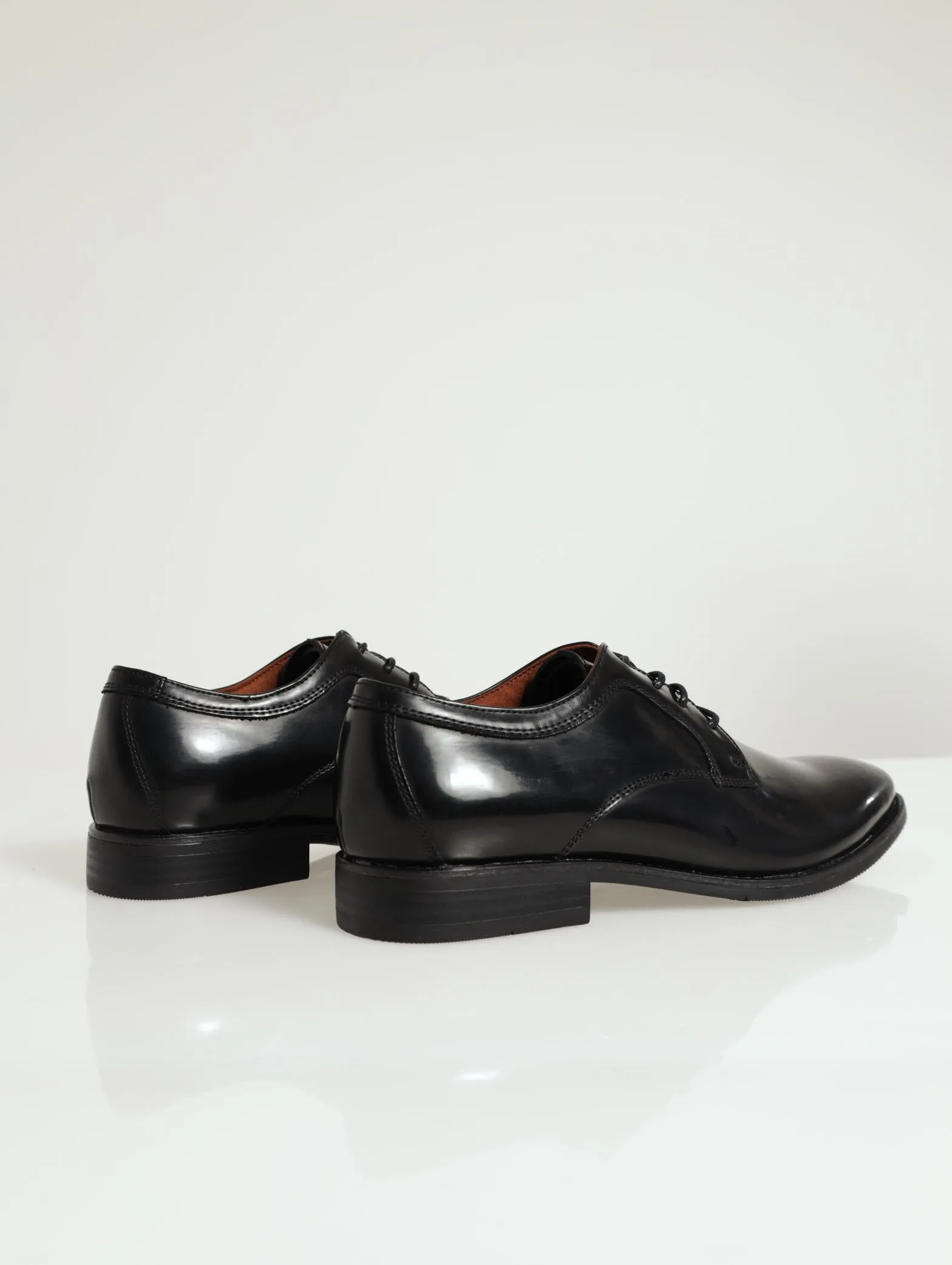 Rippley Shine Lace Up Loafer - Black