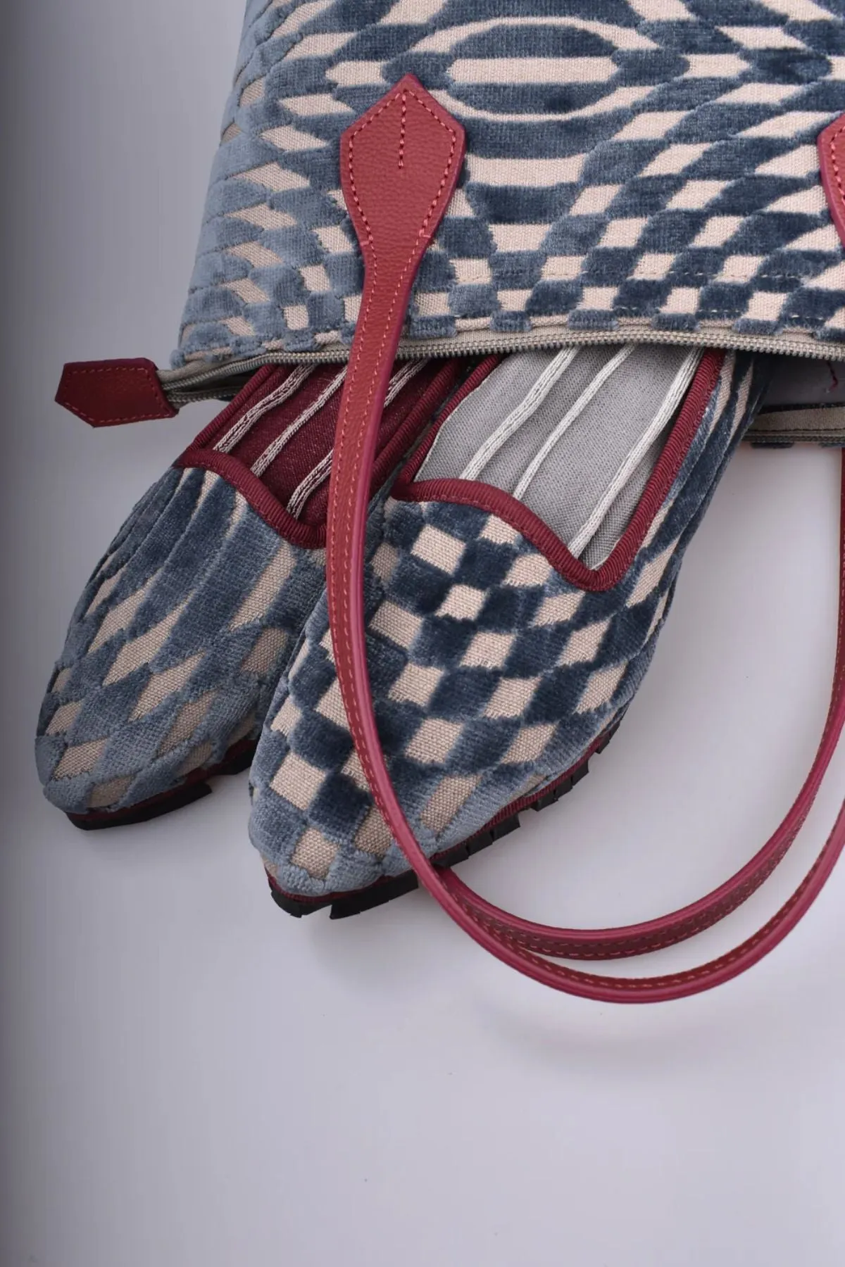 Slippers Veruschka by Lorenzo Castillo