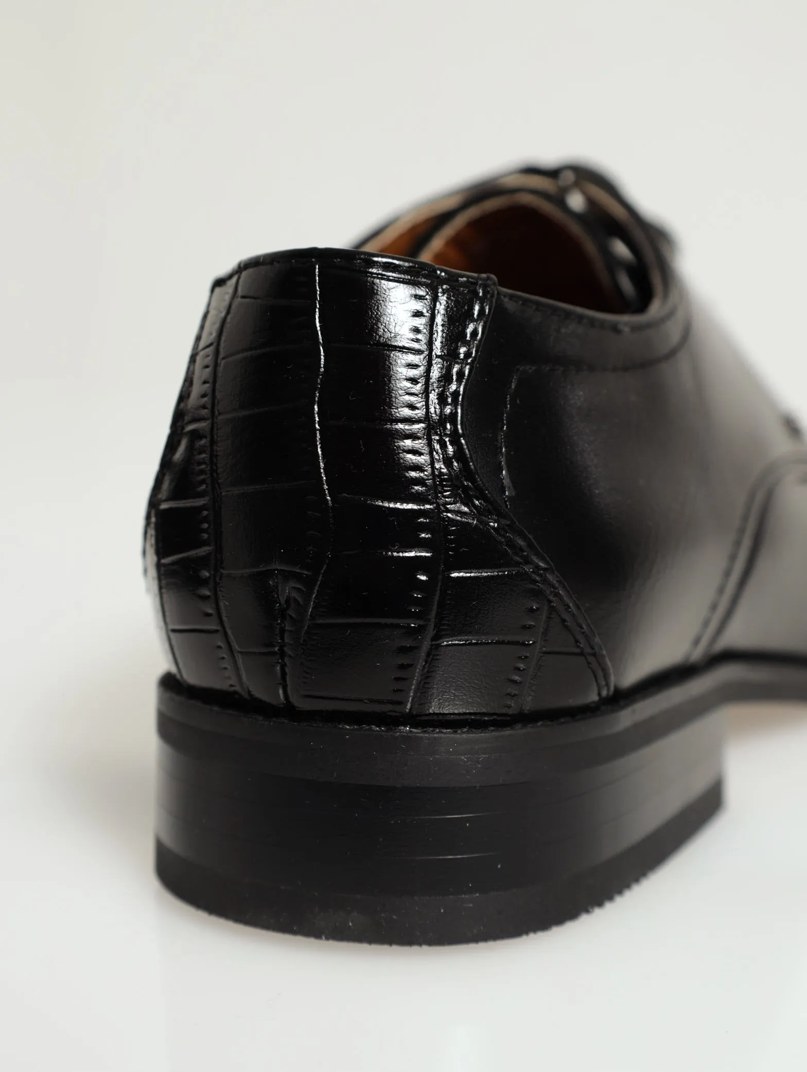 Toe Cap Lace-Up Loafer - Black