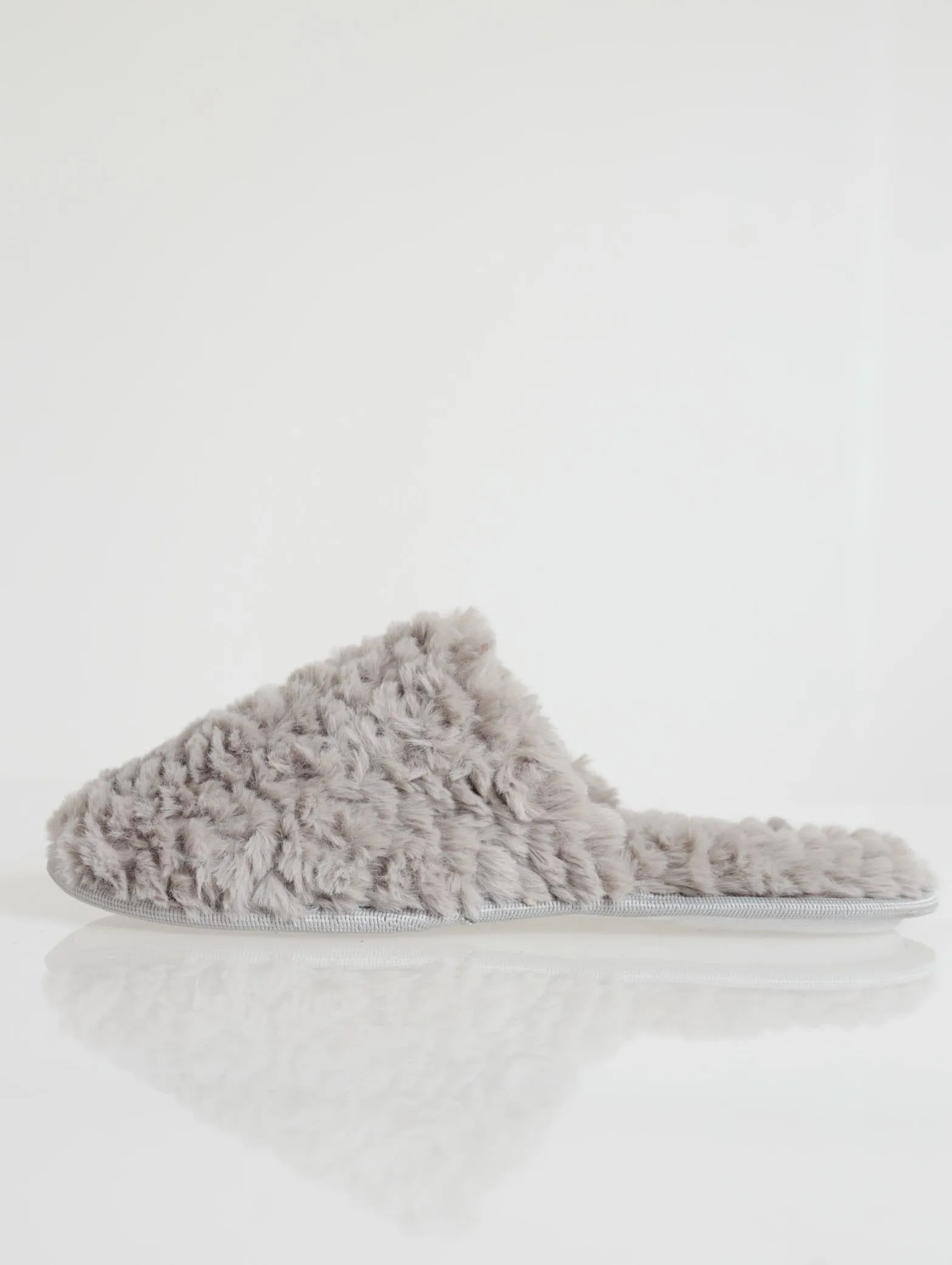 Waffel Fur Closed Toe Slipper - Grey