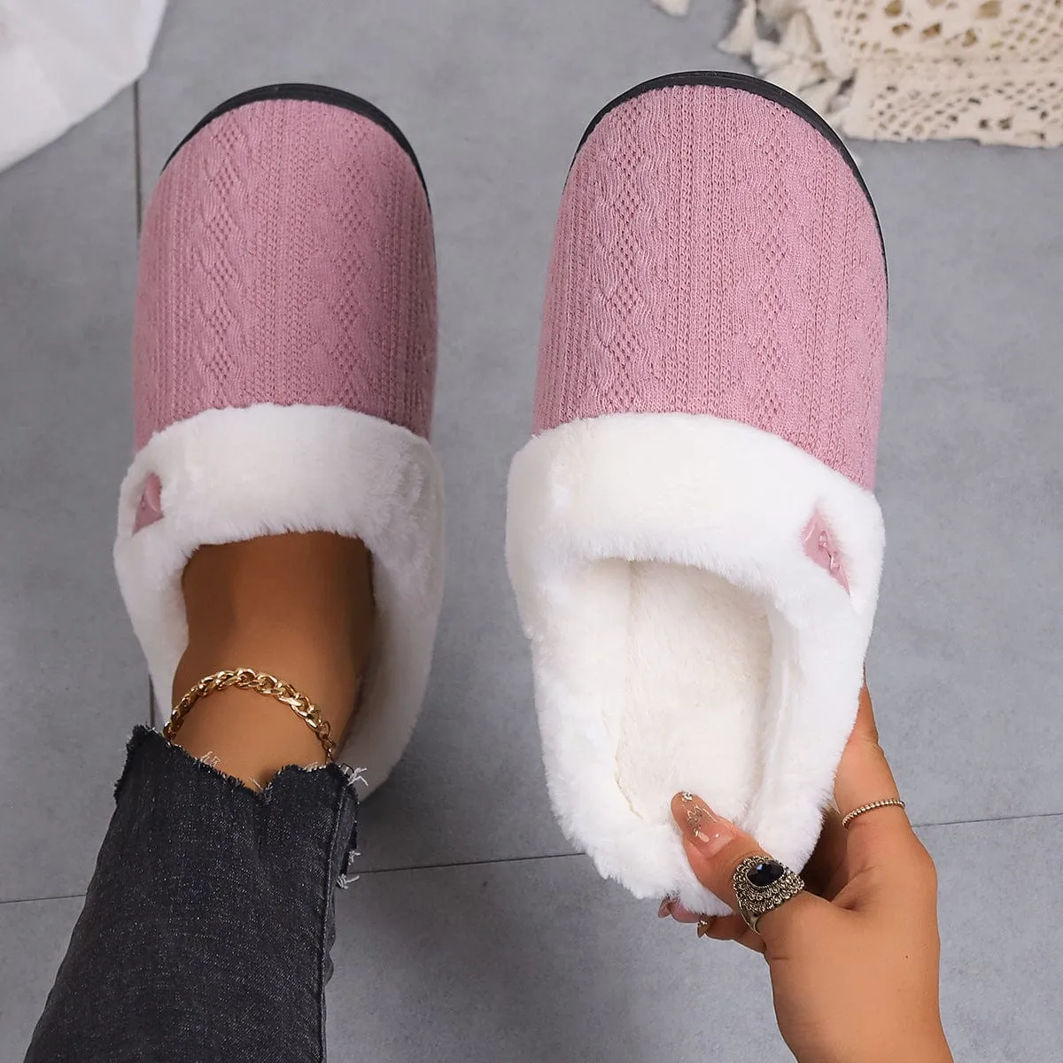 Women's Casual Slip On Plush Lined Slippers