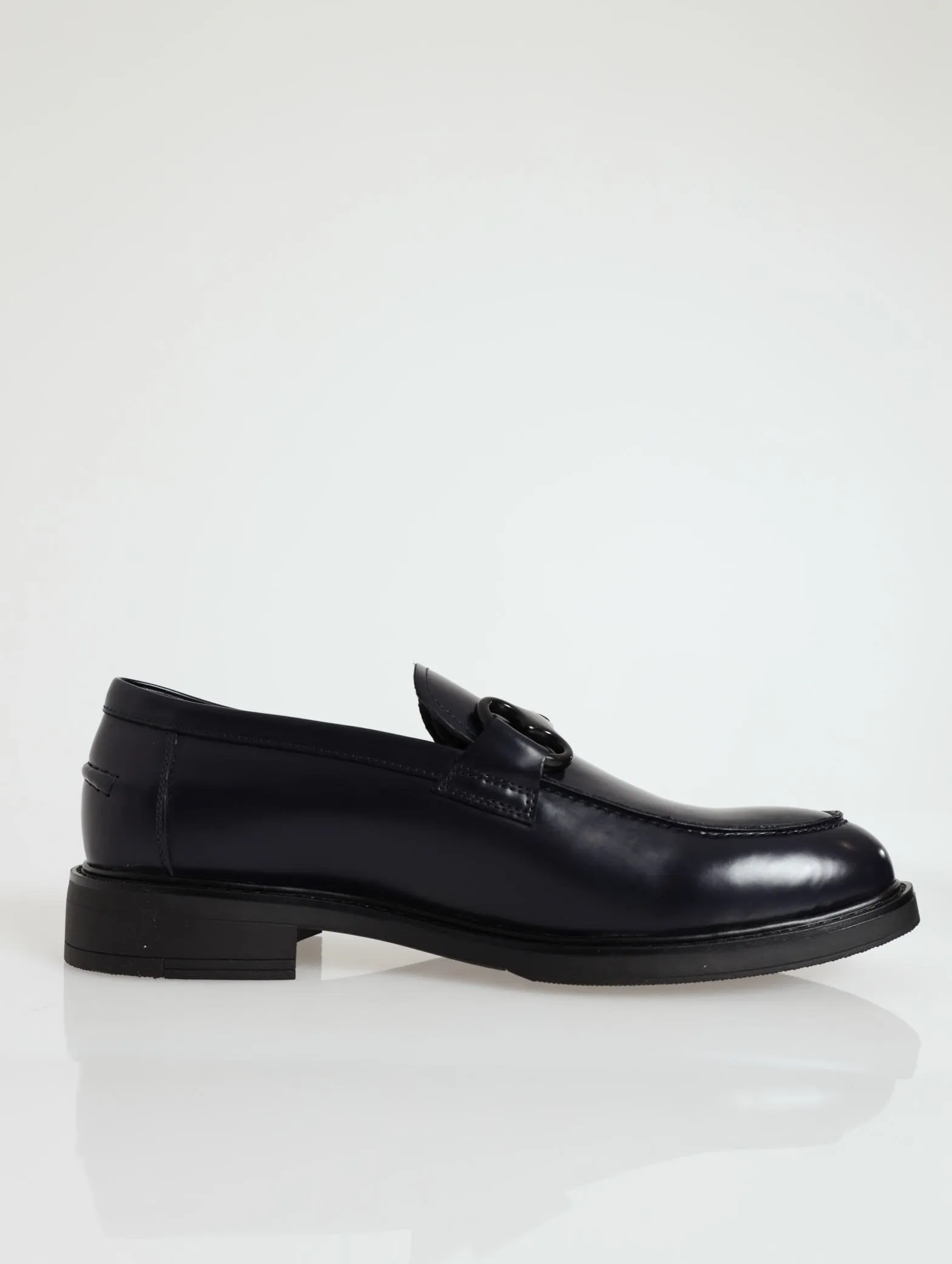 Woodward Mono Metal Trim Loafer - Navy