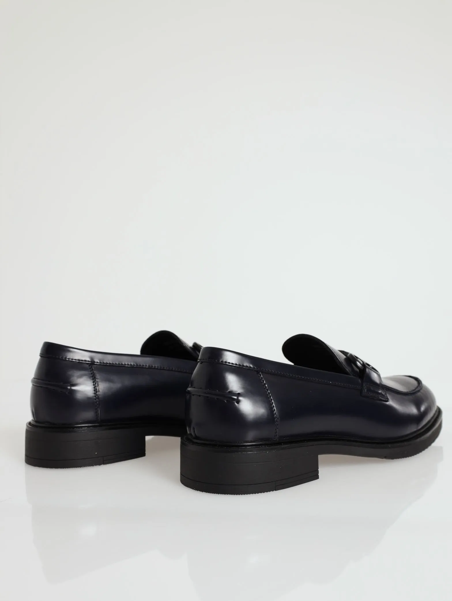 Woodward Mono Metal Trim Loafer - Navy
